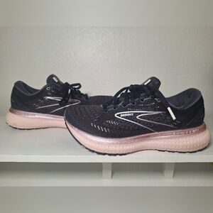 Brooks Women's Black and Pink Running Shoes